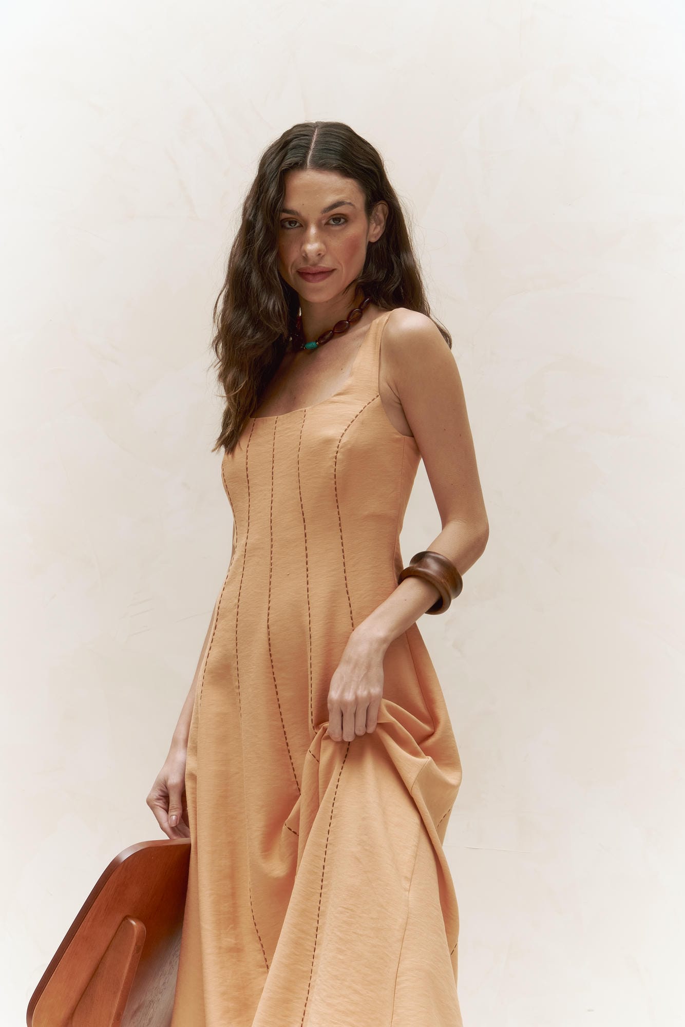 LOOK_10 - VESTIDO RECORTES BORDADO PESPONTO - 365