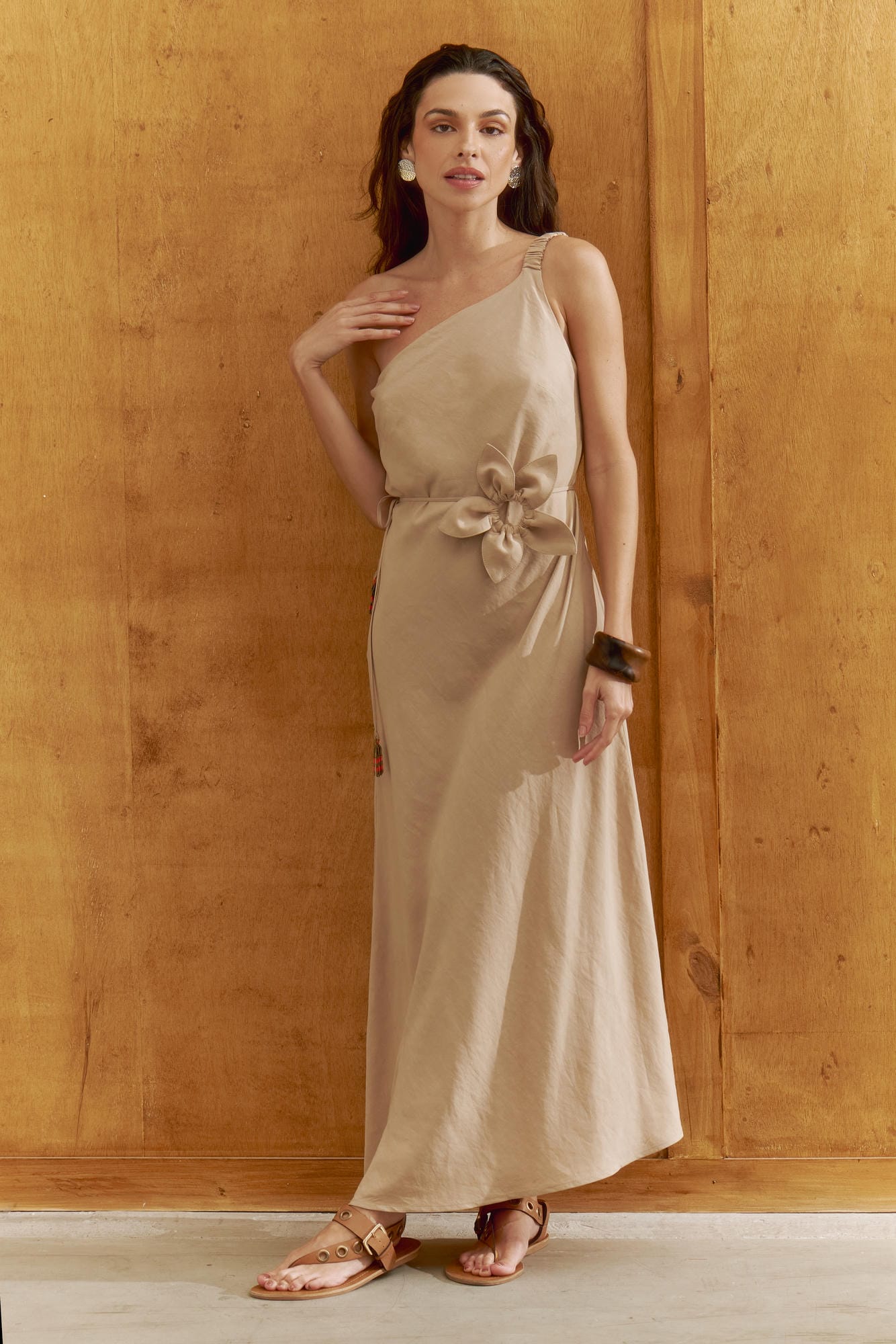 LOOK_25 - VESTIDO OMBRO FLOR APLICADA - 839